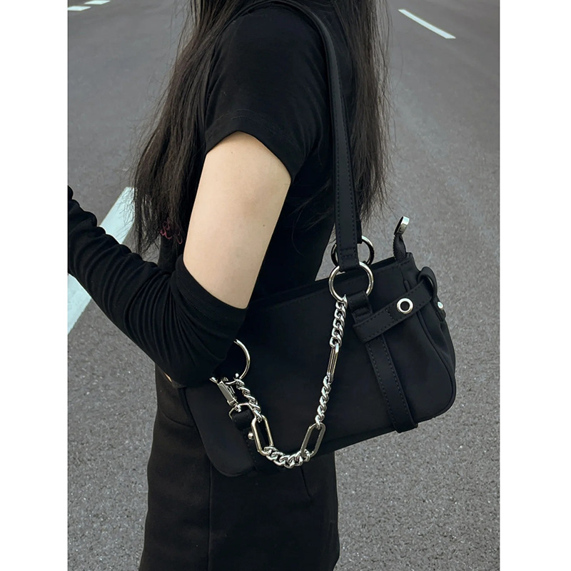 Modisches Gothic-Ketten-Design – Canvas Tote Designer Bewertung und Preis